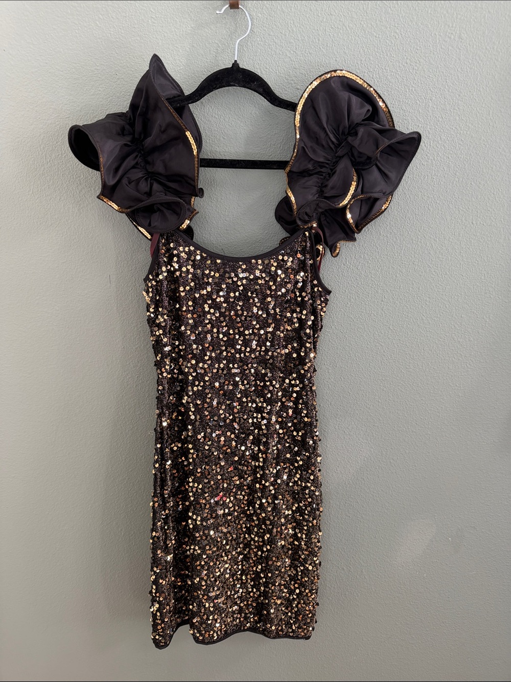 Vtg 80s Shoulder Ruffle Detail BLACK GOLD SEQUIN DRESS COCKTAIL Sz Small
